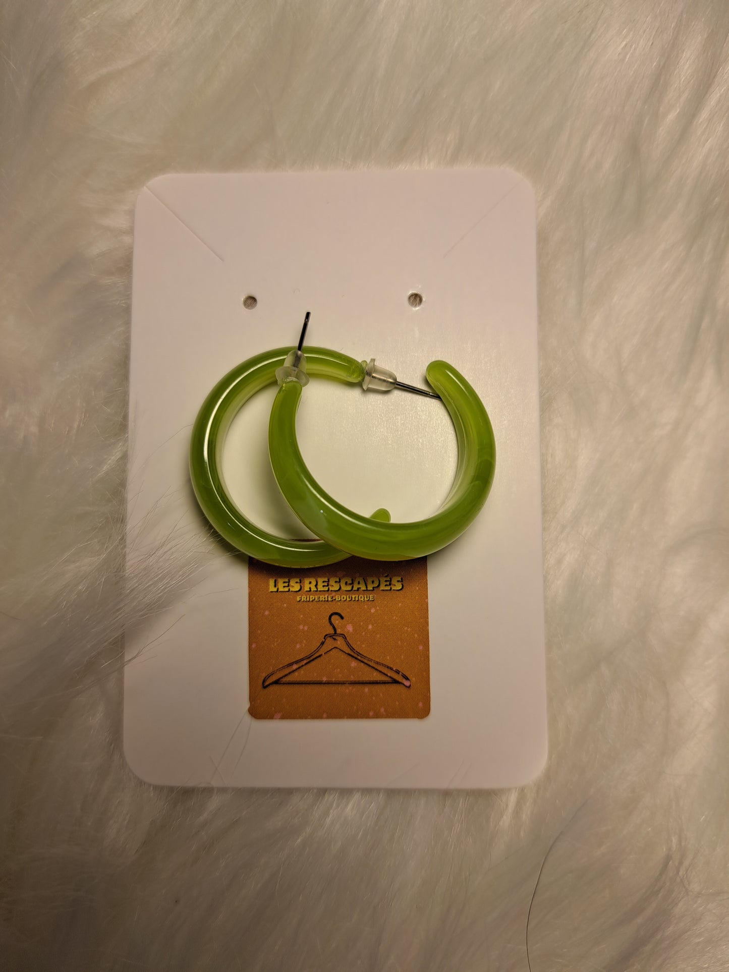 Boucles d'oreilles rondes et vertes