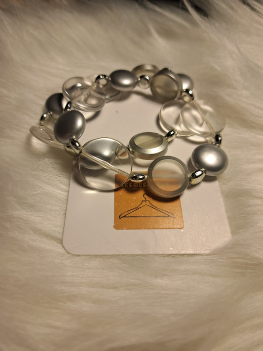 2 Bracelets élastiques avec perles de plastiques