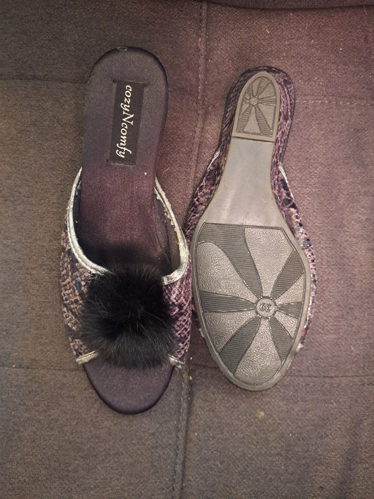 Chaussures avec petits talons noirs