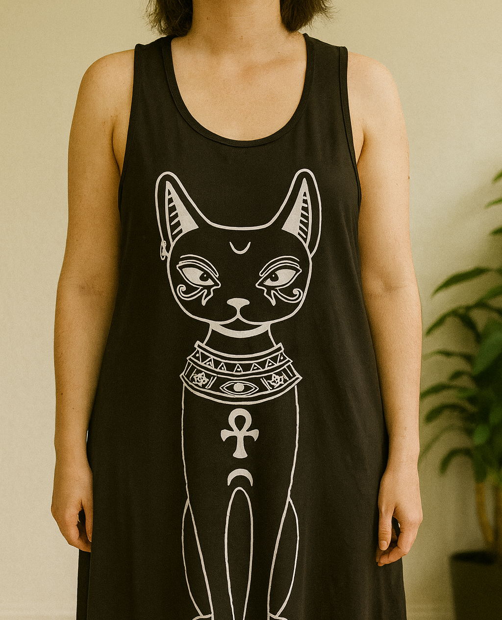 Robe longue noire avec chat égyptien