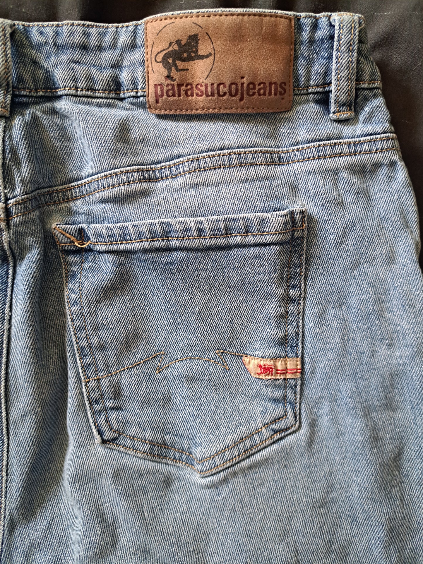 Pantalon jeans bleu parasuco style Mom-jeans