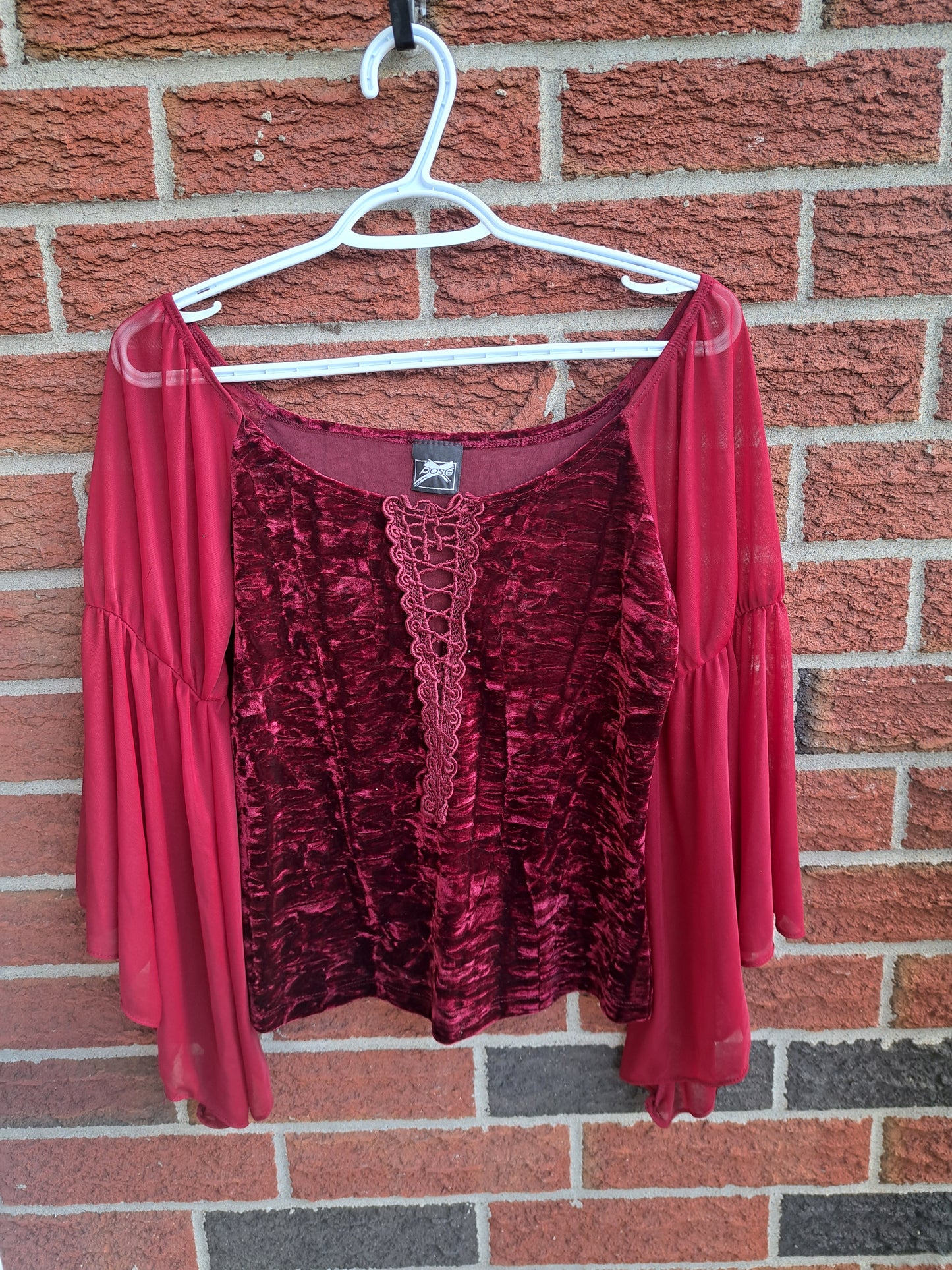 Chandail à manches longues transparentes, rouge velours