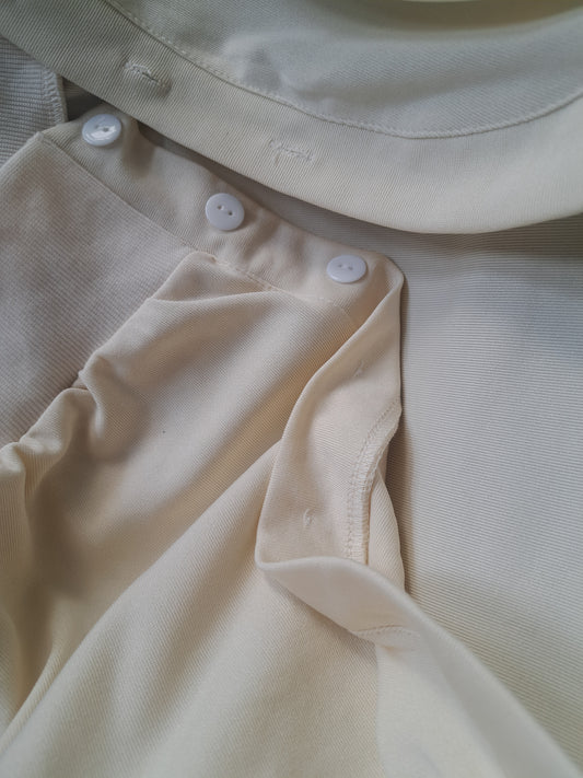 Veste blanche-crème avec boutons