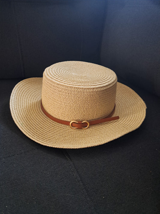Chapeau rond style paille, beige et brun