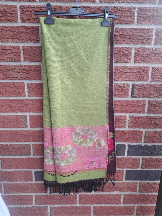 Foulard mauve et jaune