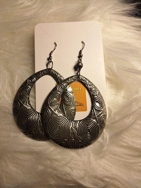 Grandes boucles d'oreilles métalliques ovales
