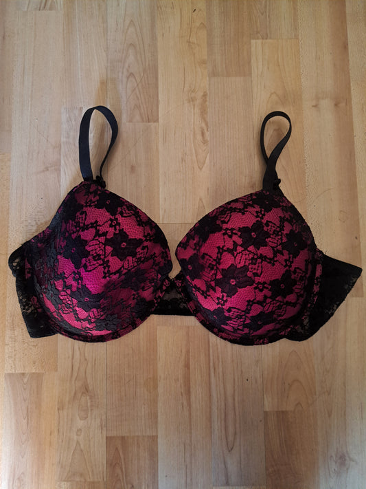 Soutien gorge rose et noir
