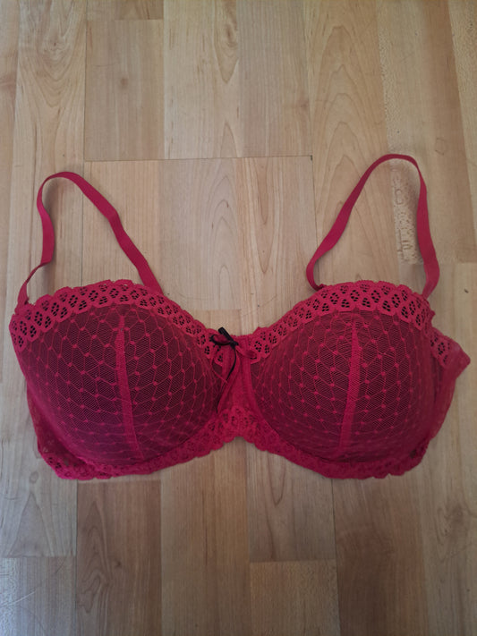 Soutien gorge rouge 38C