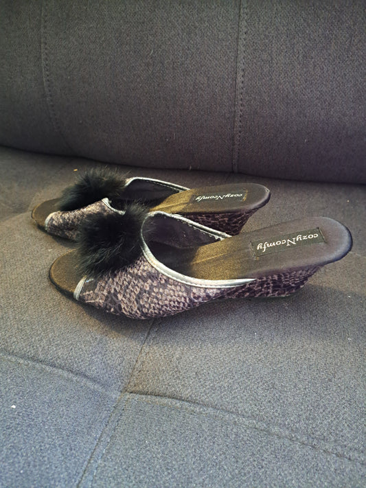 Chaussures avec petits talons noirs