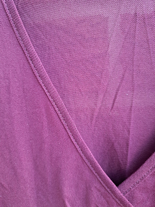 Chandail à manches longues mauve semi-transparent