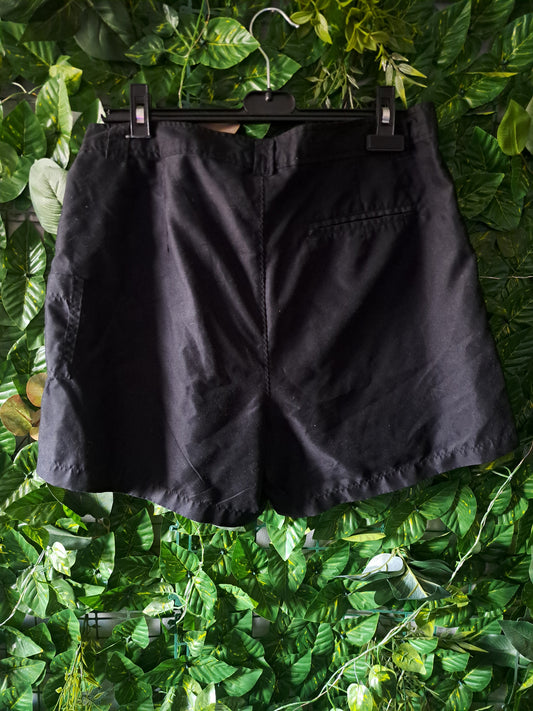 Short noir taille 11