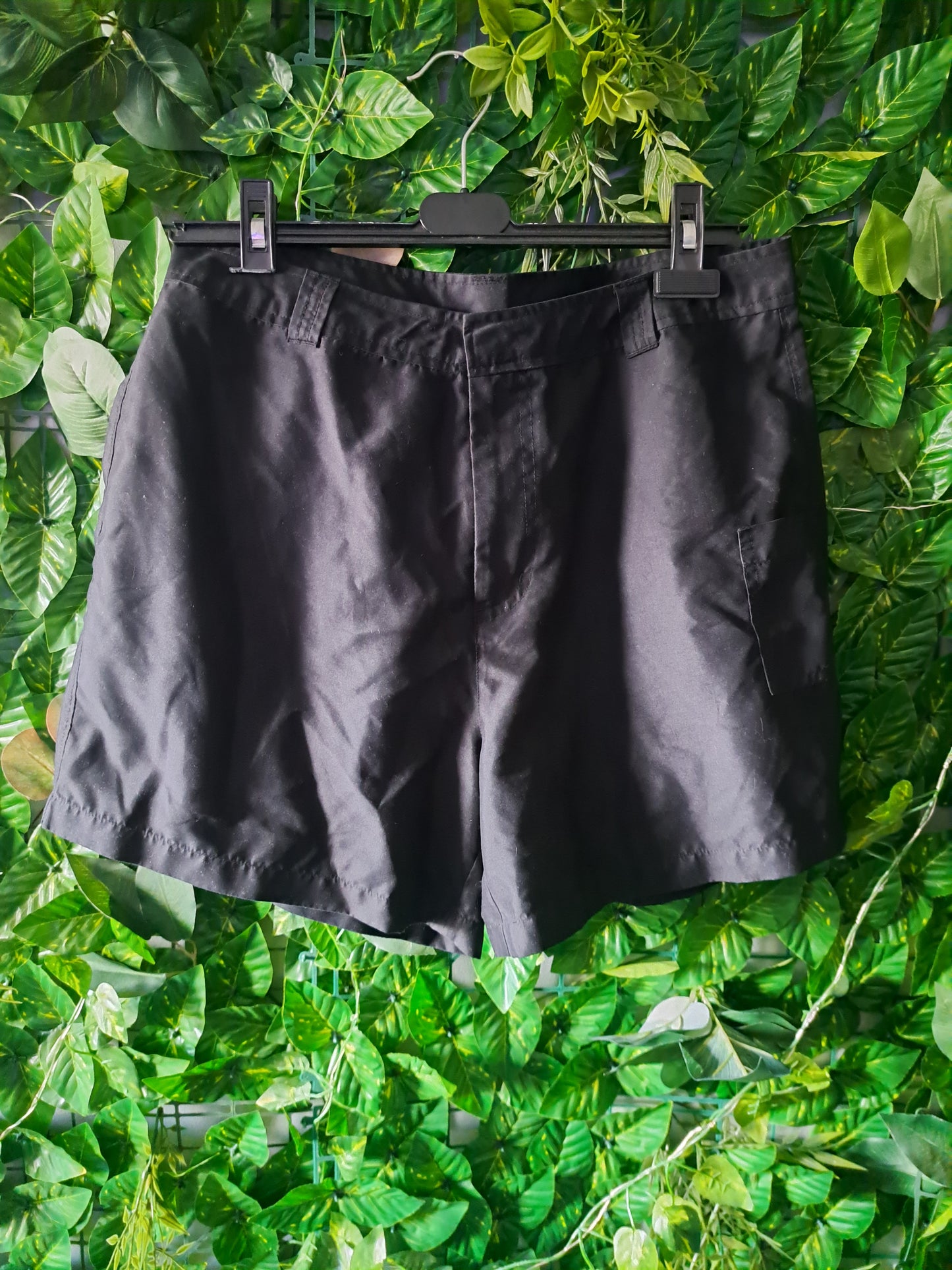 Short noir taille 11