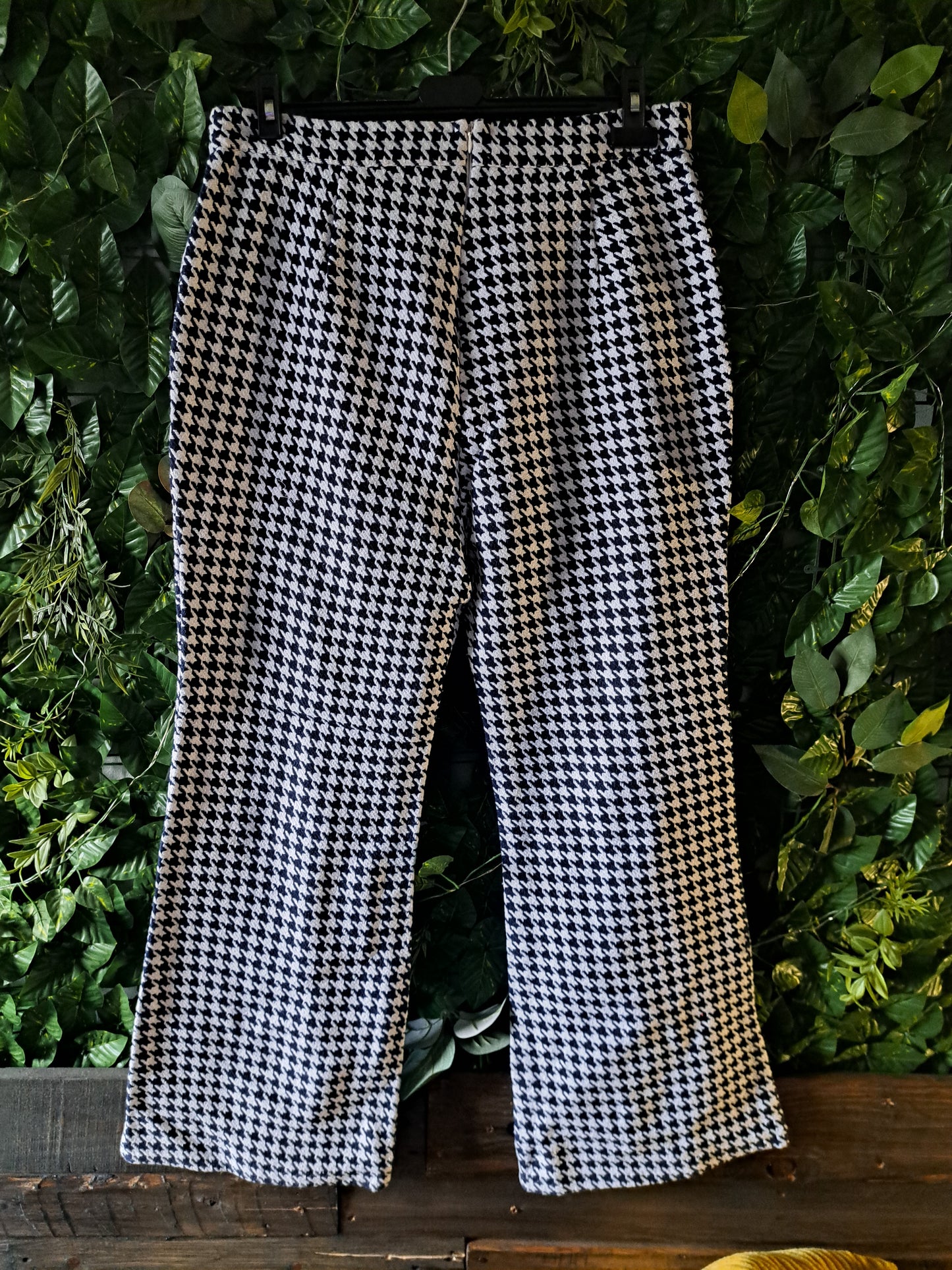 Pantalon blanc et noir avec zipper