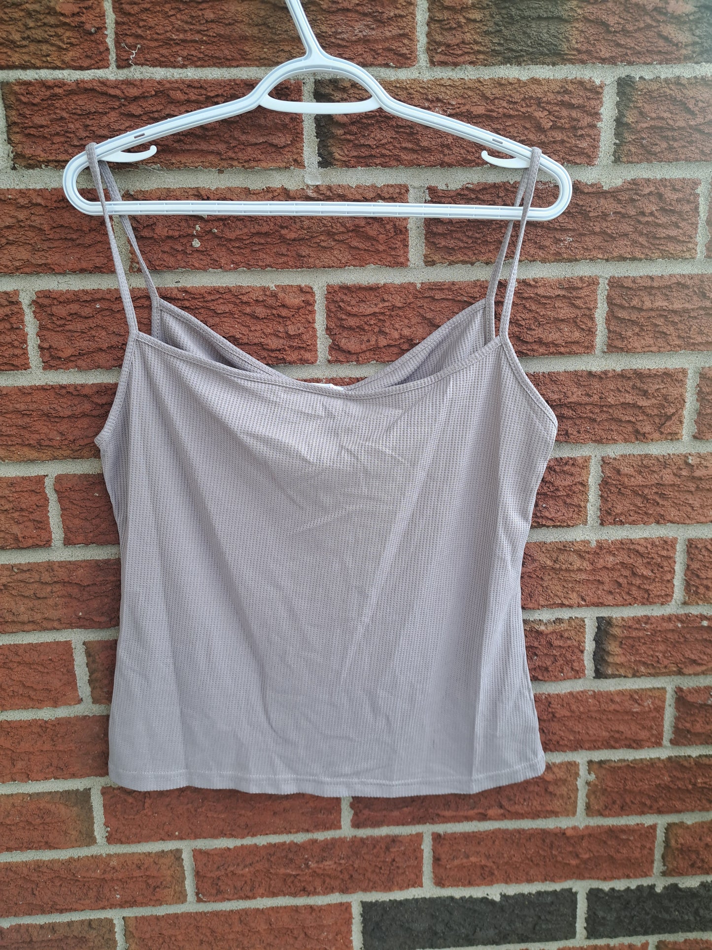 Ensemble 2 pièces, camisole et veste grise-beige