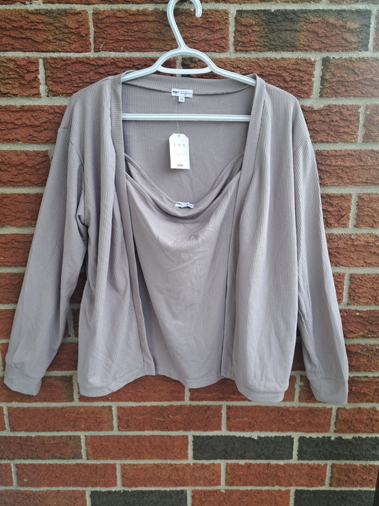 Ensemble 2 pièces, camisole et veste grise-beige