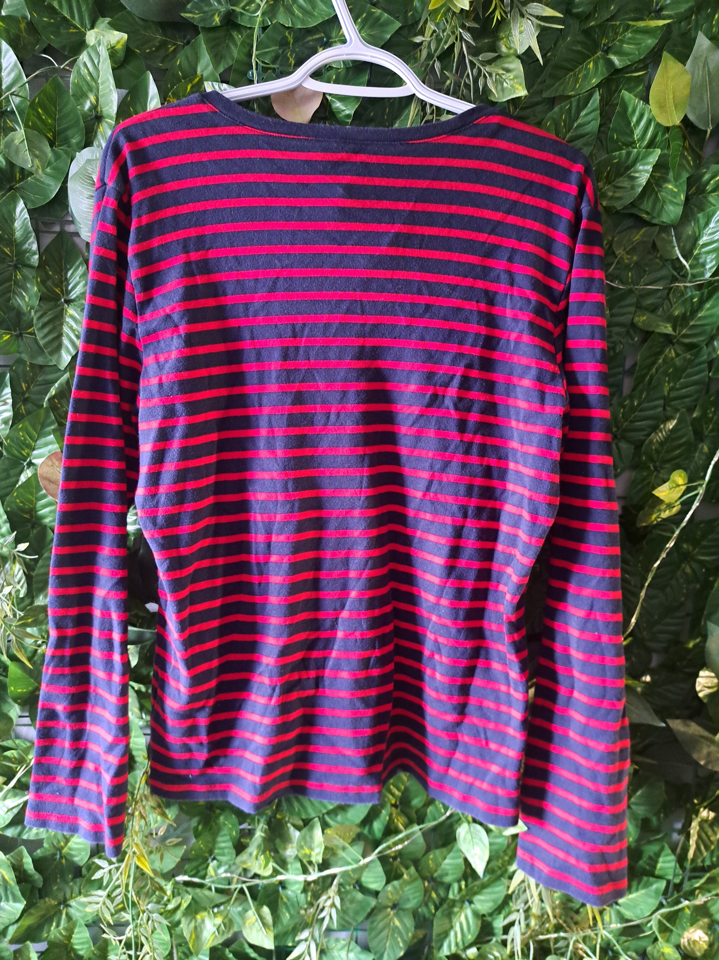 Chandail ligné rouge et bleu marin Tommy Hilfiger