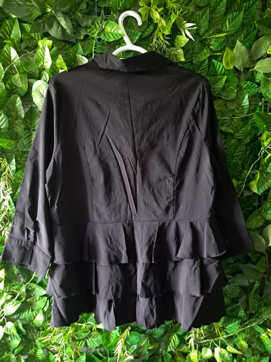 Chemise à volants noire, manches longues