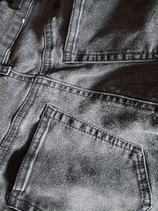 Skinny jeans gris foncé taille haute