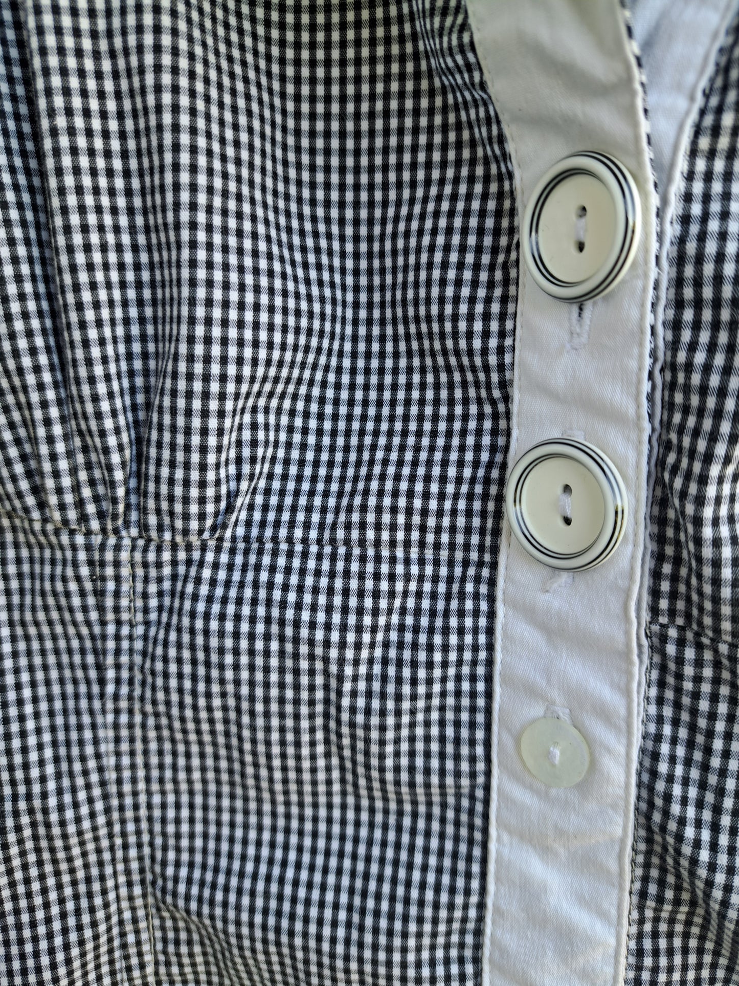 Robe-chandail long sans manche avec collet
