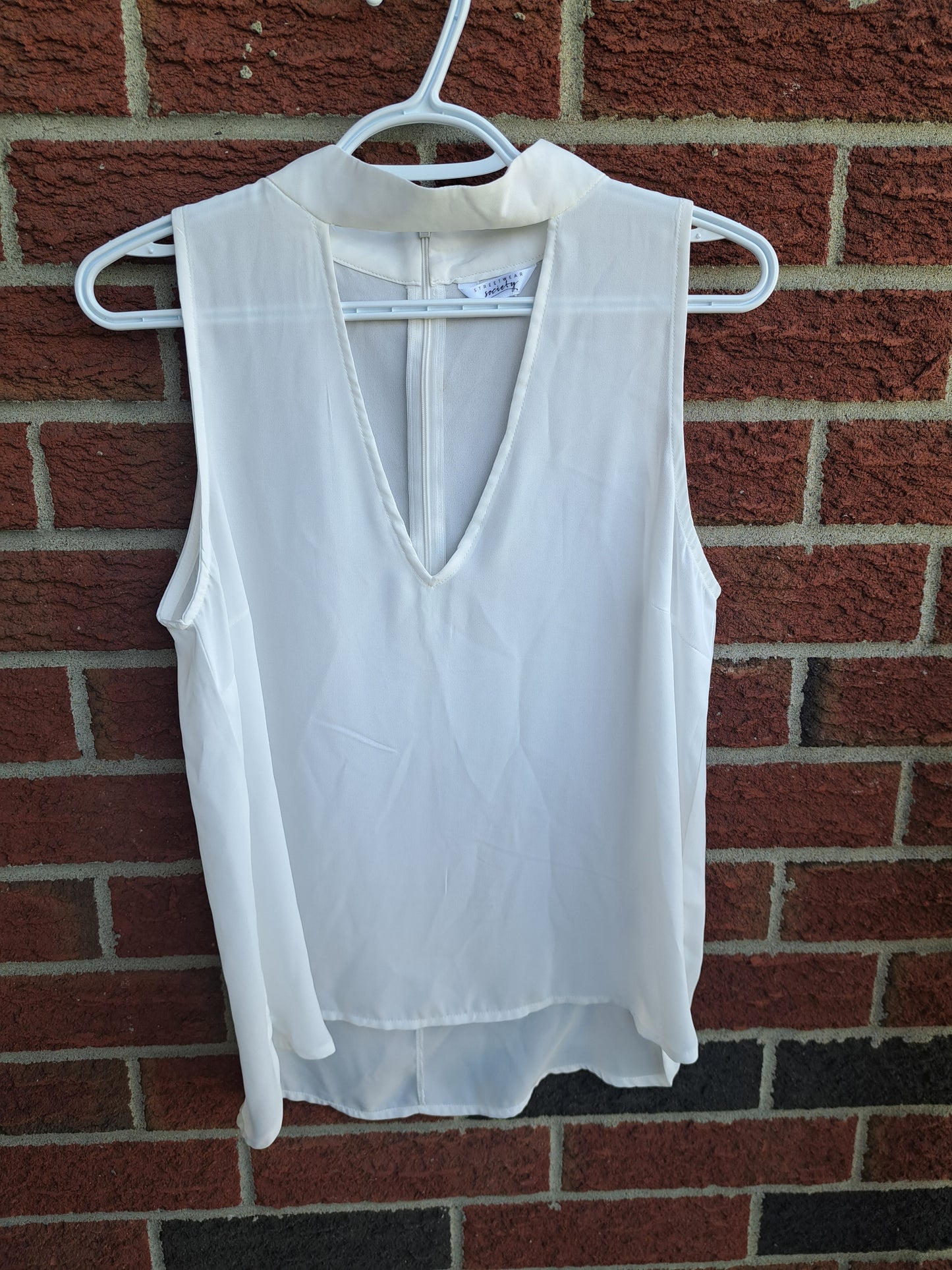 Camisole blanche transparente