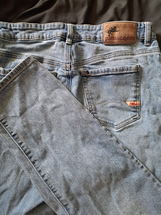 Pantalon jeans bleu parasuco style Mom-jeans