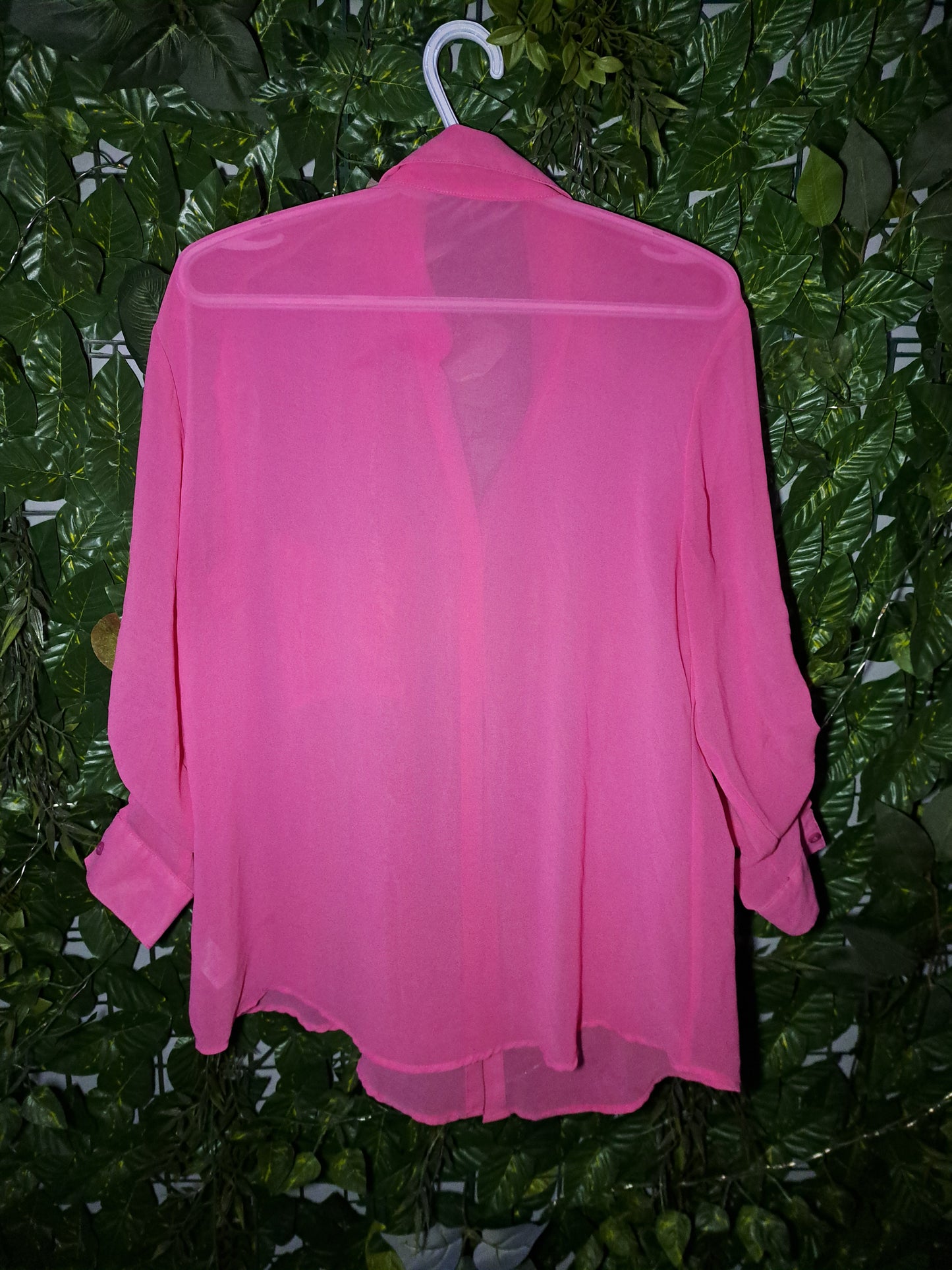 Chemise rose transparente à manches longues