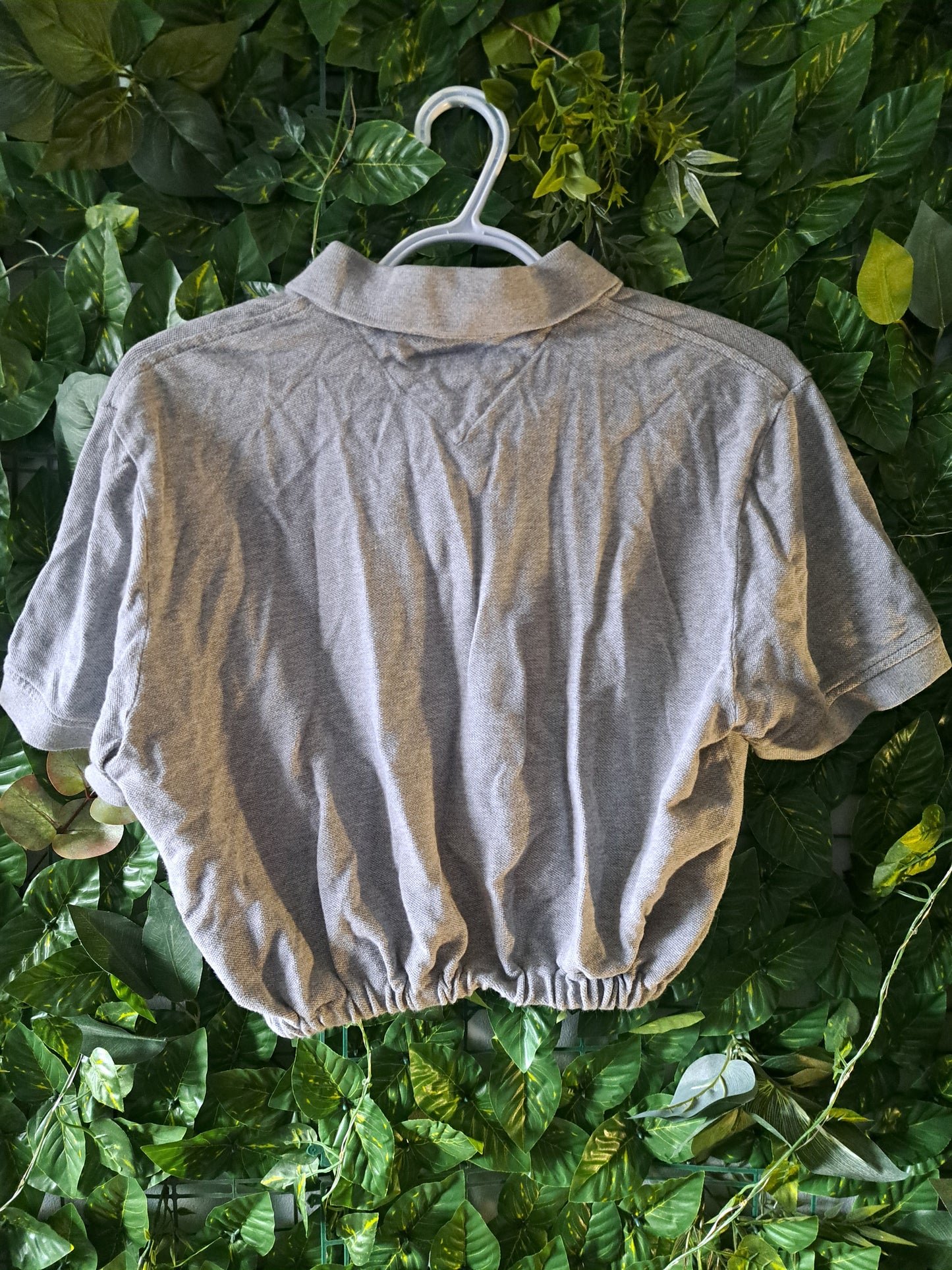 Chandail court gris pâle Tommy Hilfiger