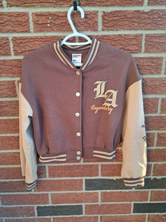 Veste courte à manches longues brune et blanche vintage