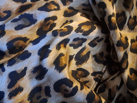 Camisole style satin motif leopard