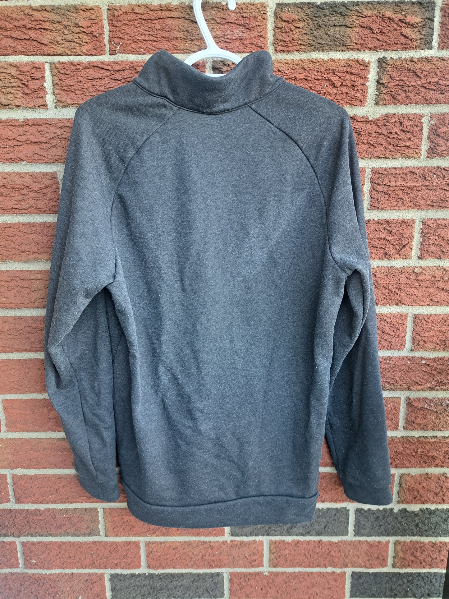 Chandail gris à manches longues avec poches Nike