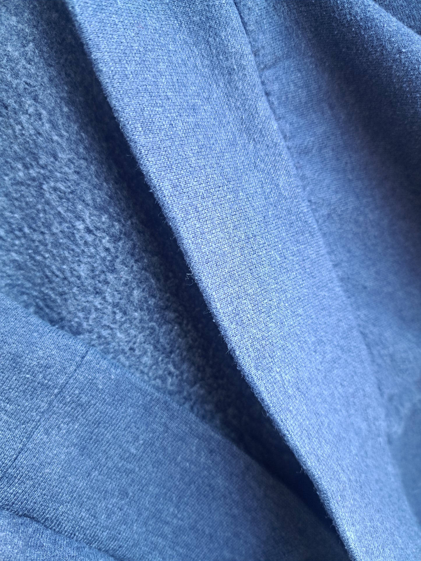 Chandail gris à manches longues