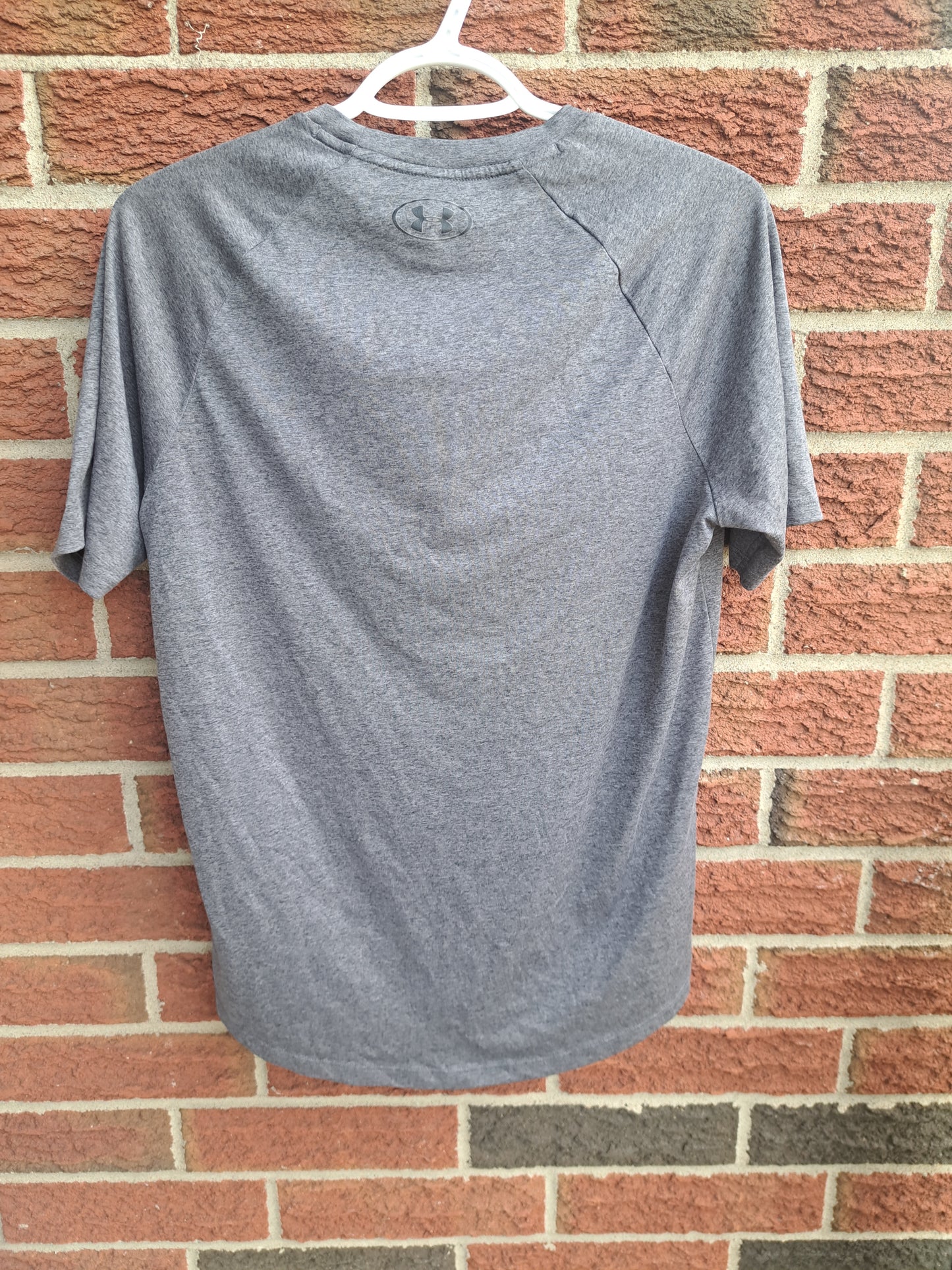 T-shirt sport gris avec logo
