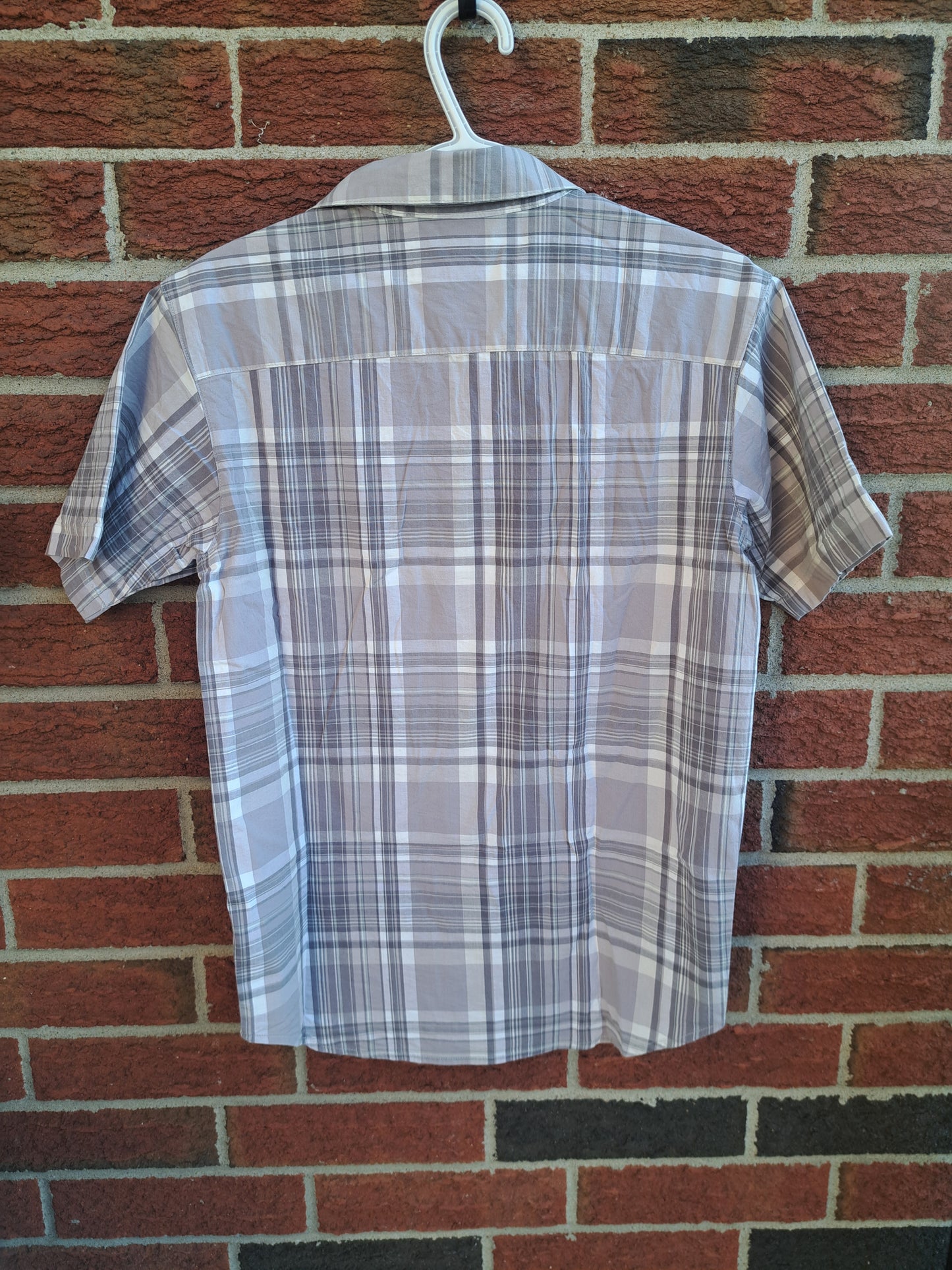 Chemise à carreaux manches courtes