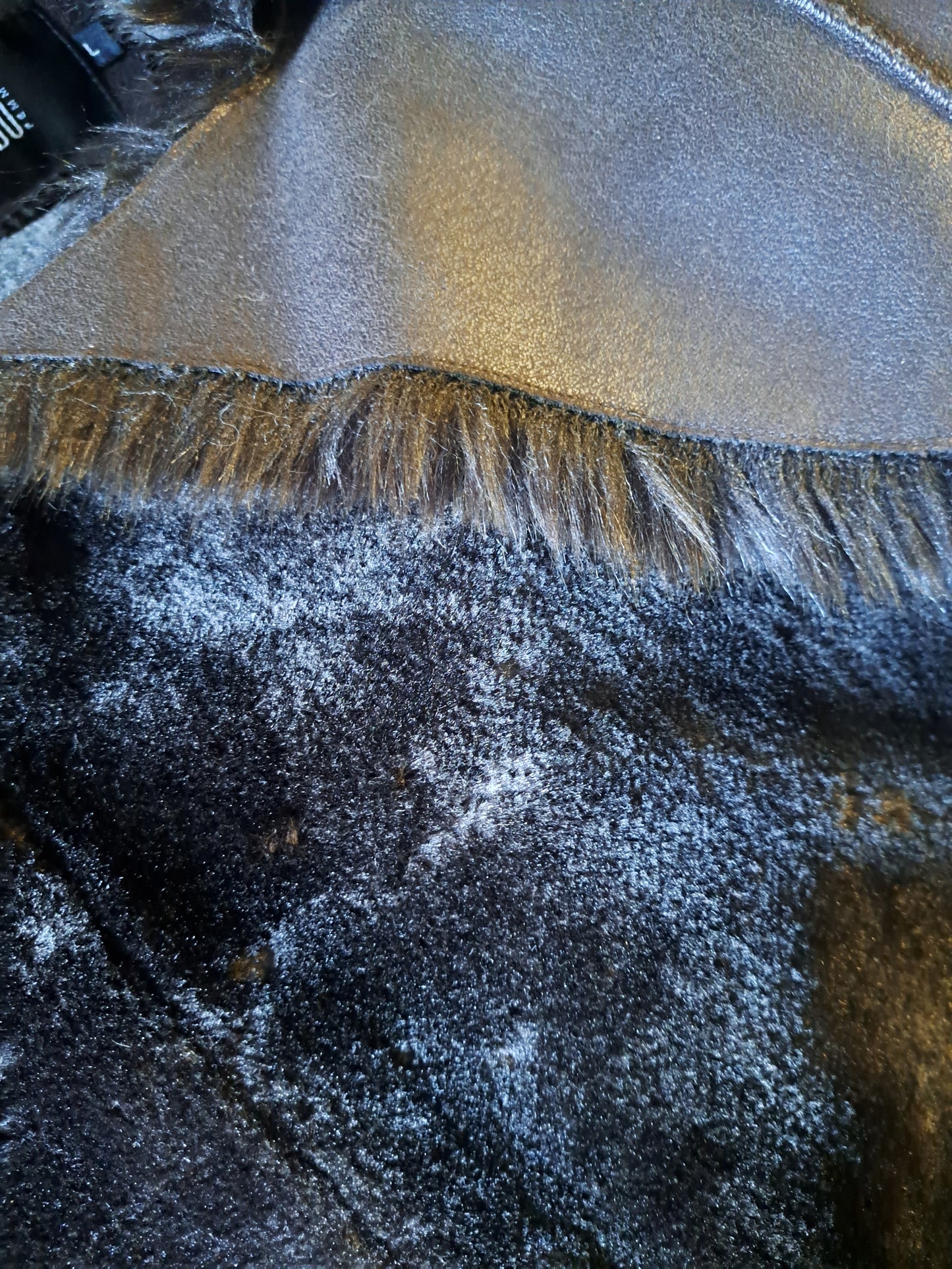 Manteau brun bourgogne avec ''fourrure''