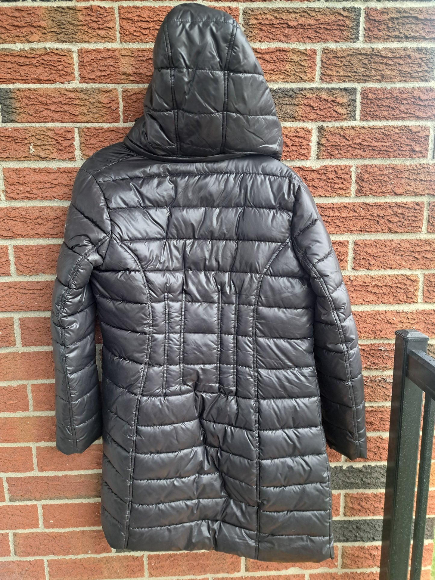 Manteau d'hiver noir guess