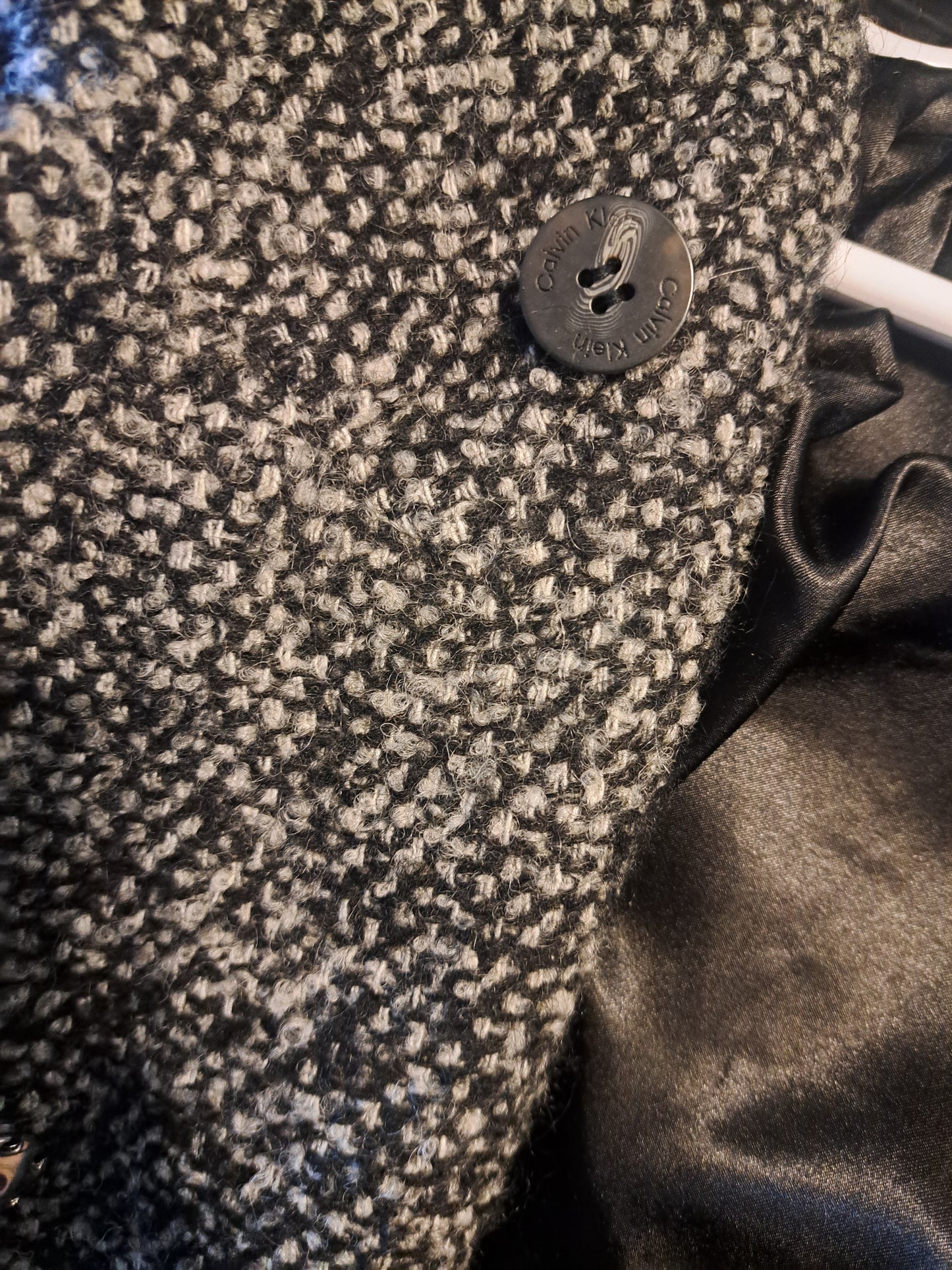 Manteau gris blanc et noir Calvin Klein
